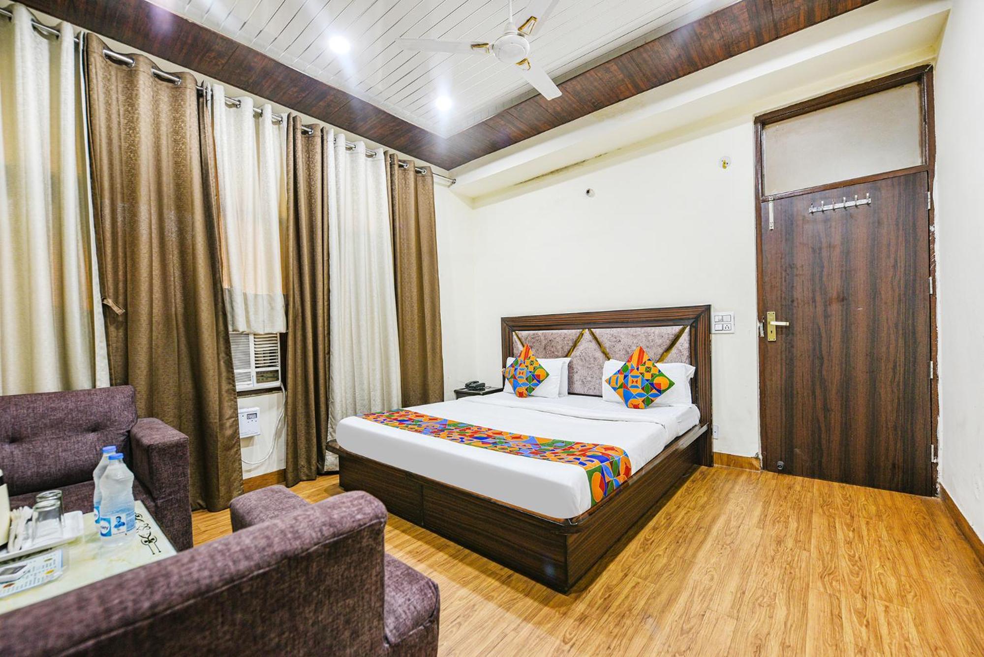 Fabhotel Royal Inn Chandīgarh المظهر الخارجي الصورة