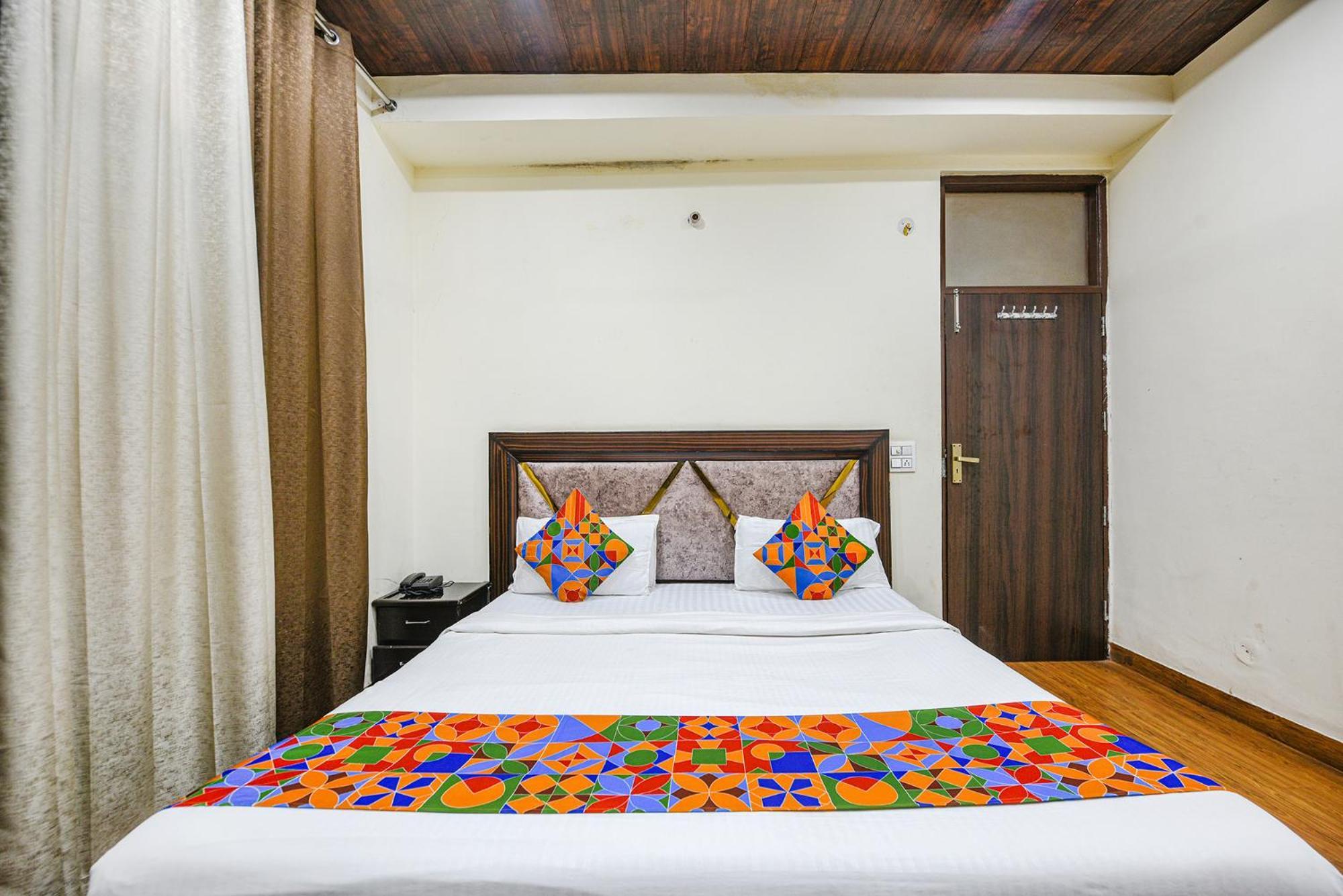 Fabhotel Royal Inn Chandīgarh المظهر الخارجي الصورة