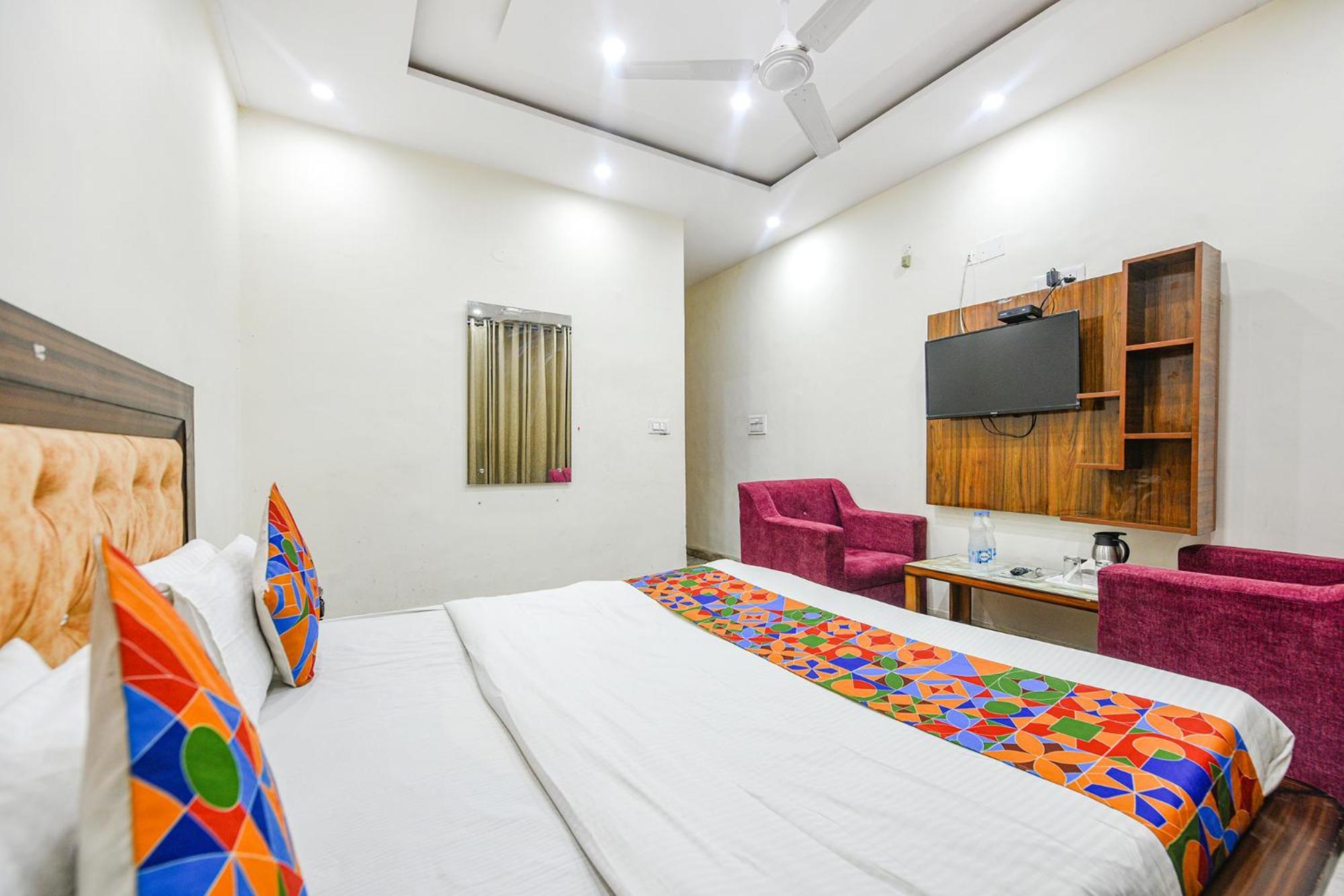 Fabhotel Royal Inn Chandīgarh المظهر الخارجي الصورة